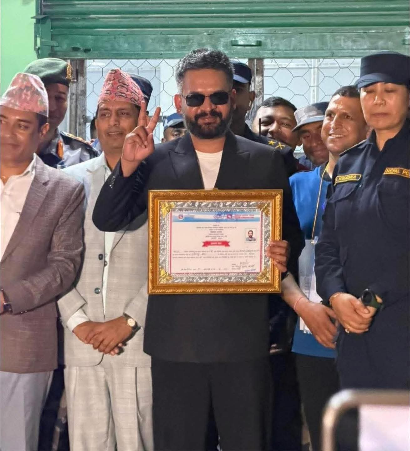 ओलीलाई भारी मतान्तरले हराउँदै झापा–५ मा बालेन शाह निर्वाचित