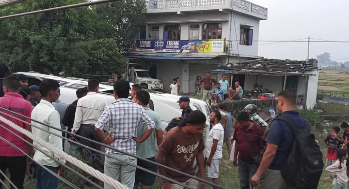 झलारीमा स्कारपियो दुर्घटना : सशस्त्र प्रहरीका जवान घाइते, चालक पक्राउ