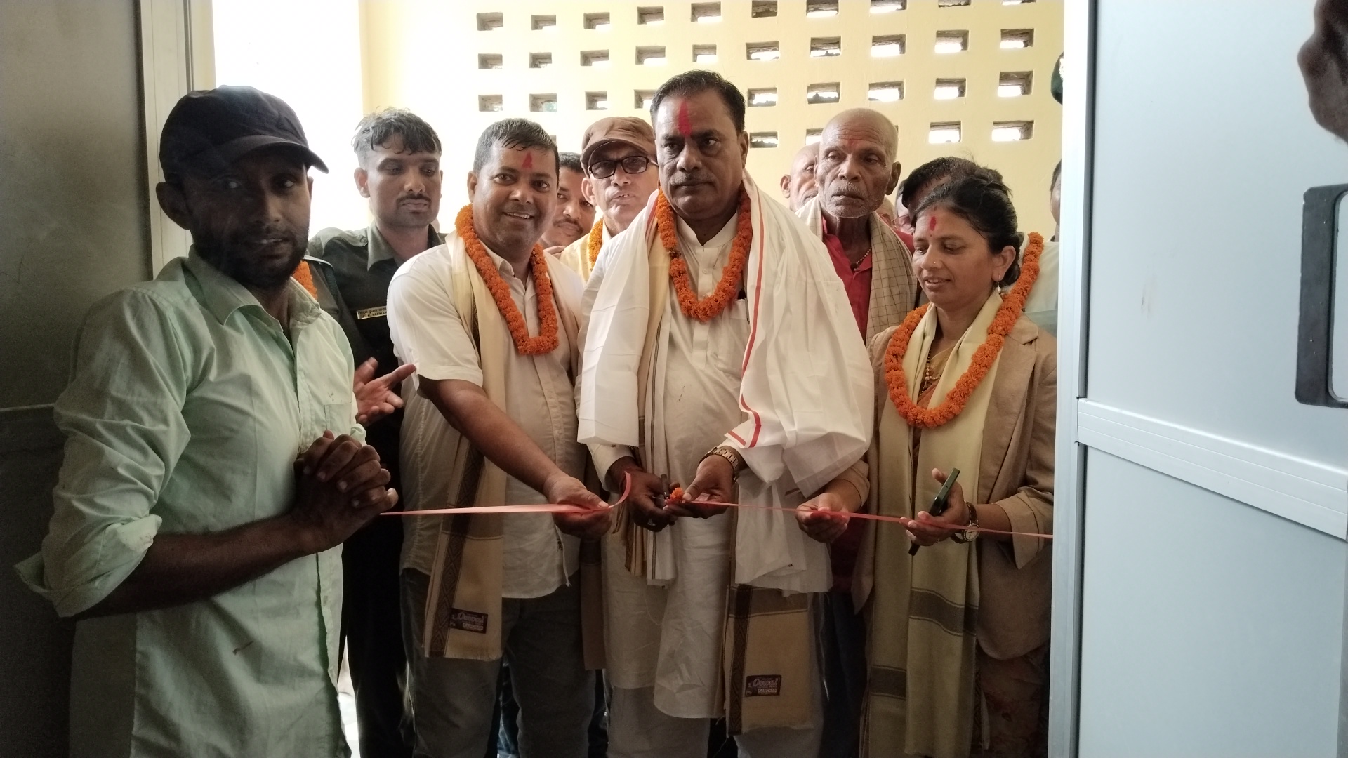 तिलगढमा १ करोड ५६ लाखको सुरक्षित आश्रय स्थल उद्घाटन, संरक्षणको जिम्मेवारी स्थानीय समुदायले लिनुपर्नेमा नगर प्रमुखको जोड