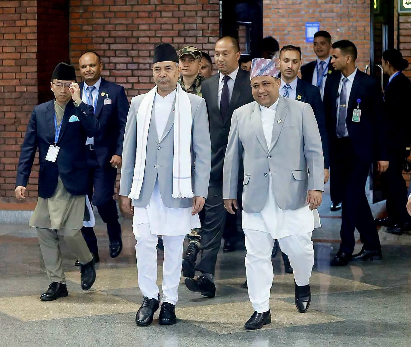 सम्माननीय उपराष्ट्रपति यादव कतारबाट स्वदेश फिर्ता