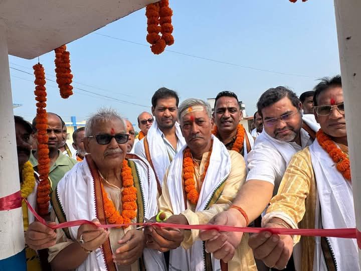 स्वास्थ्य चौकीका जग्गादाता स्व. रामप्रसाद गुप्ताको शालिक अनावरण