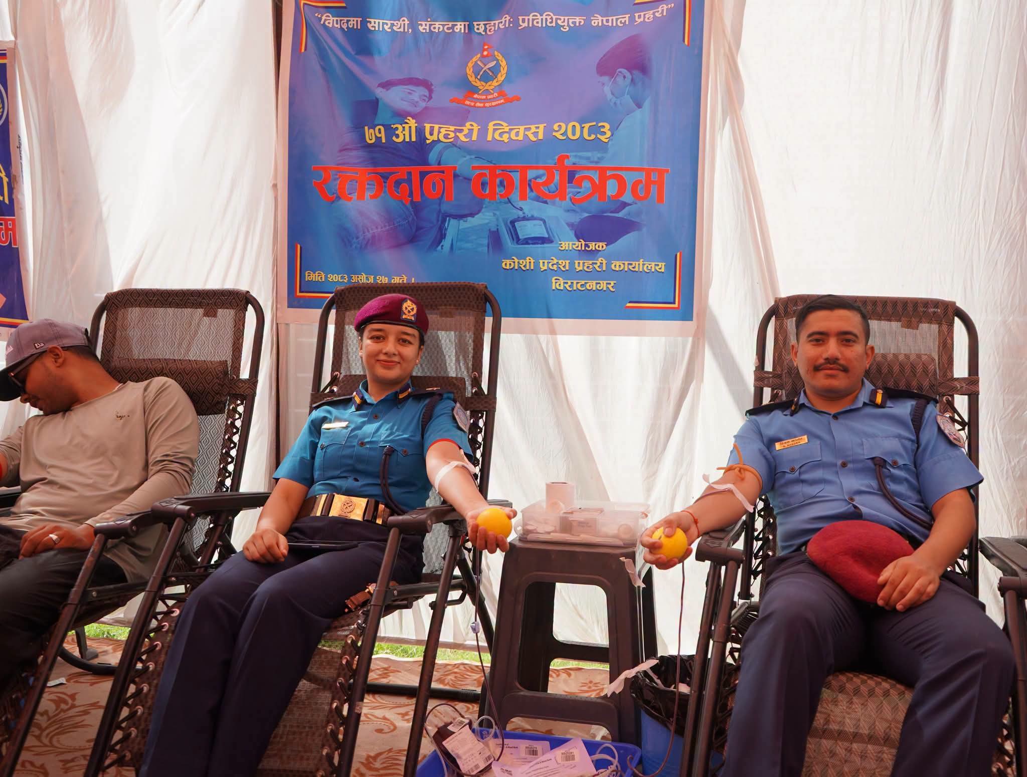 डिआईजी खनालको उपस्थितिमा विराटनगरमा १३६ जनाद्वारा रक्तदान